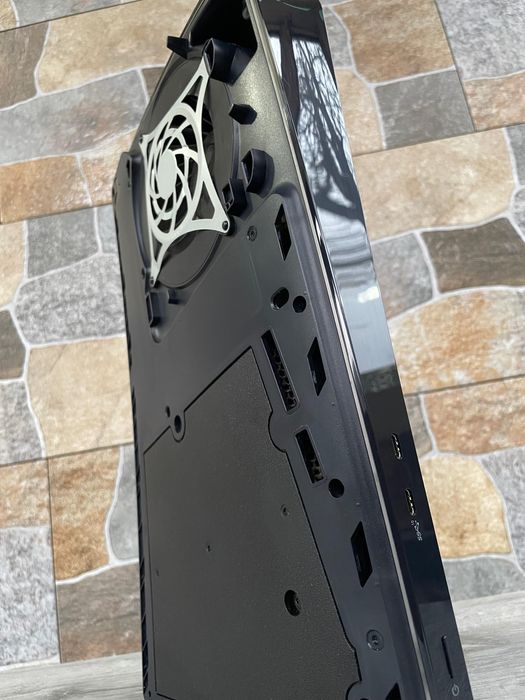 Vand PlayStation 5 in stare foarte buna