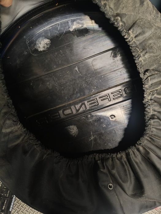 Capac/husa roata rezerva Defender