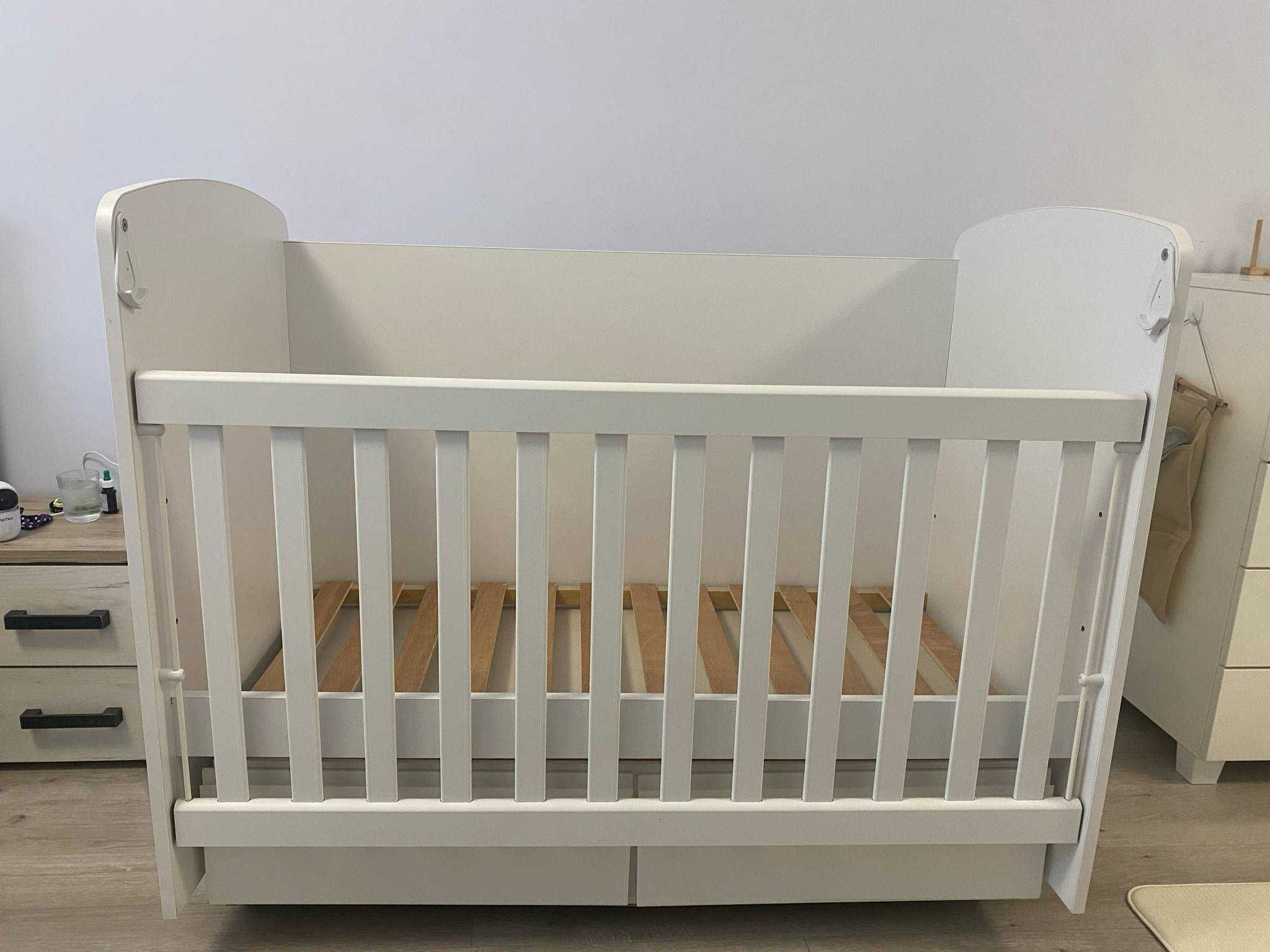 Детско креватче в бяло за матрак 60x120см
