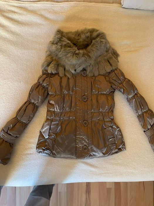 Дамско преходно яке с яка от естествен косъм р-р S