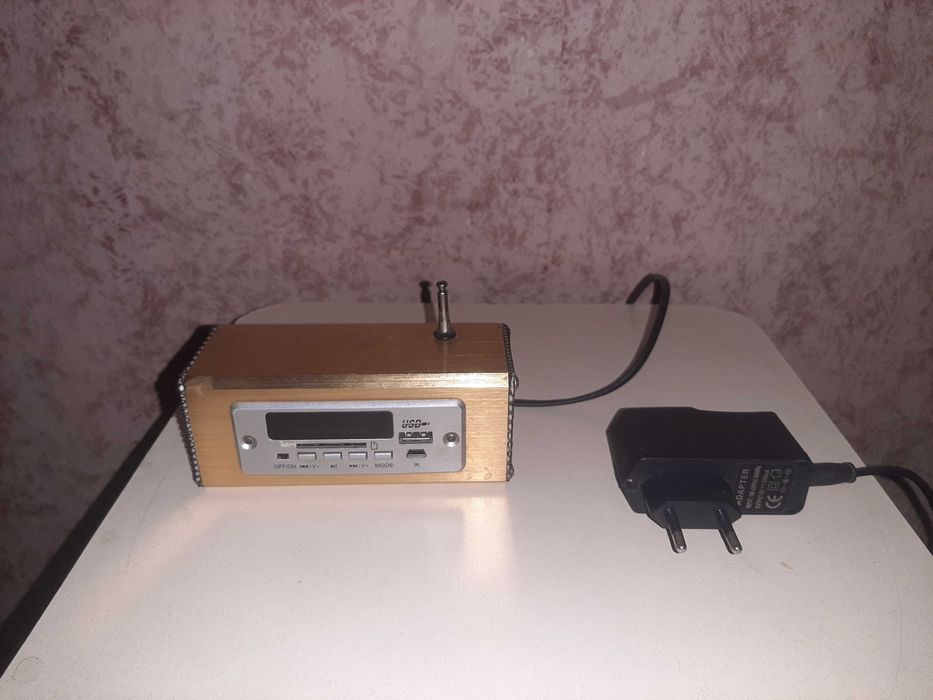 Продам колонку(флешки,радио)