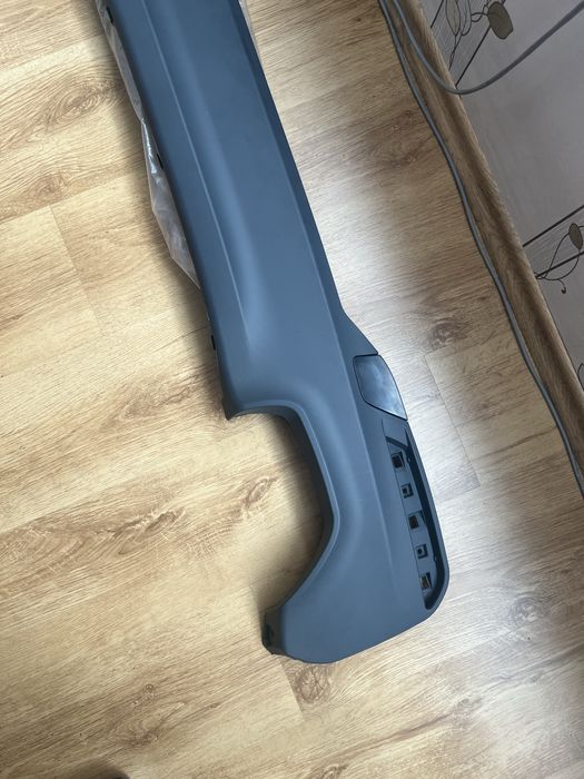 Bmw G30 М пакет задна добавка за броня/дифузьор