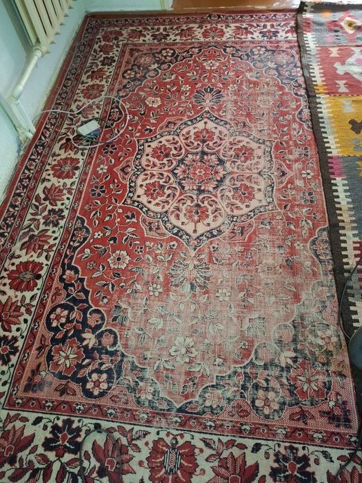 Гиламлар б/у 2хил