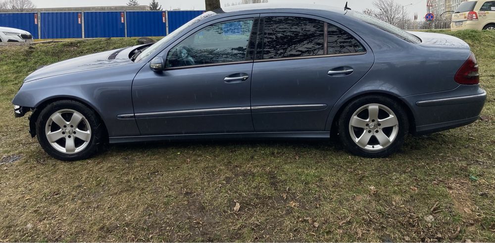 На Части W211 2.2 CDI Mercedes E220 Avantgarde