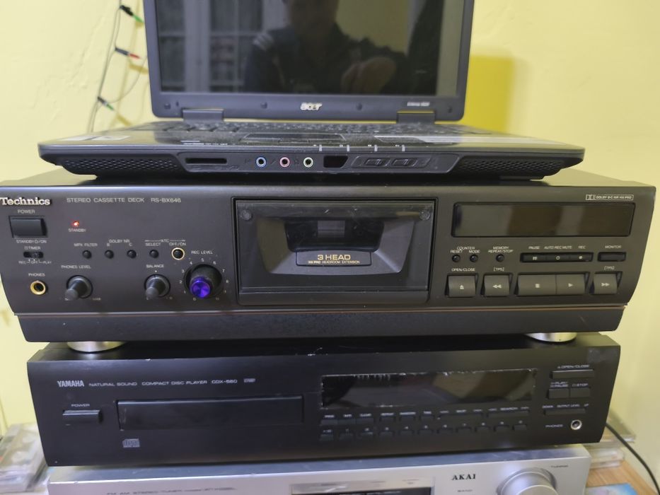 Vând casetofon deck technics RS  bx 646