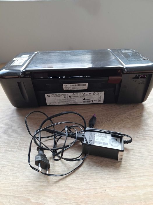 Imprimanta HP deskjet 3000 in stare f buna