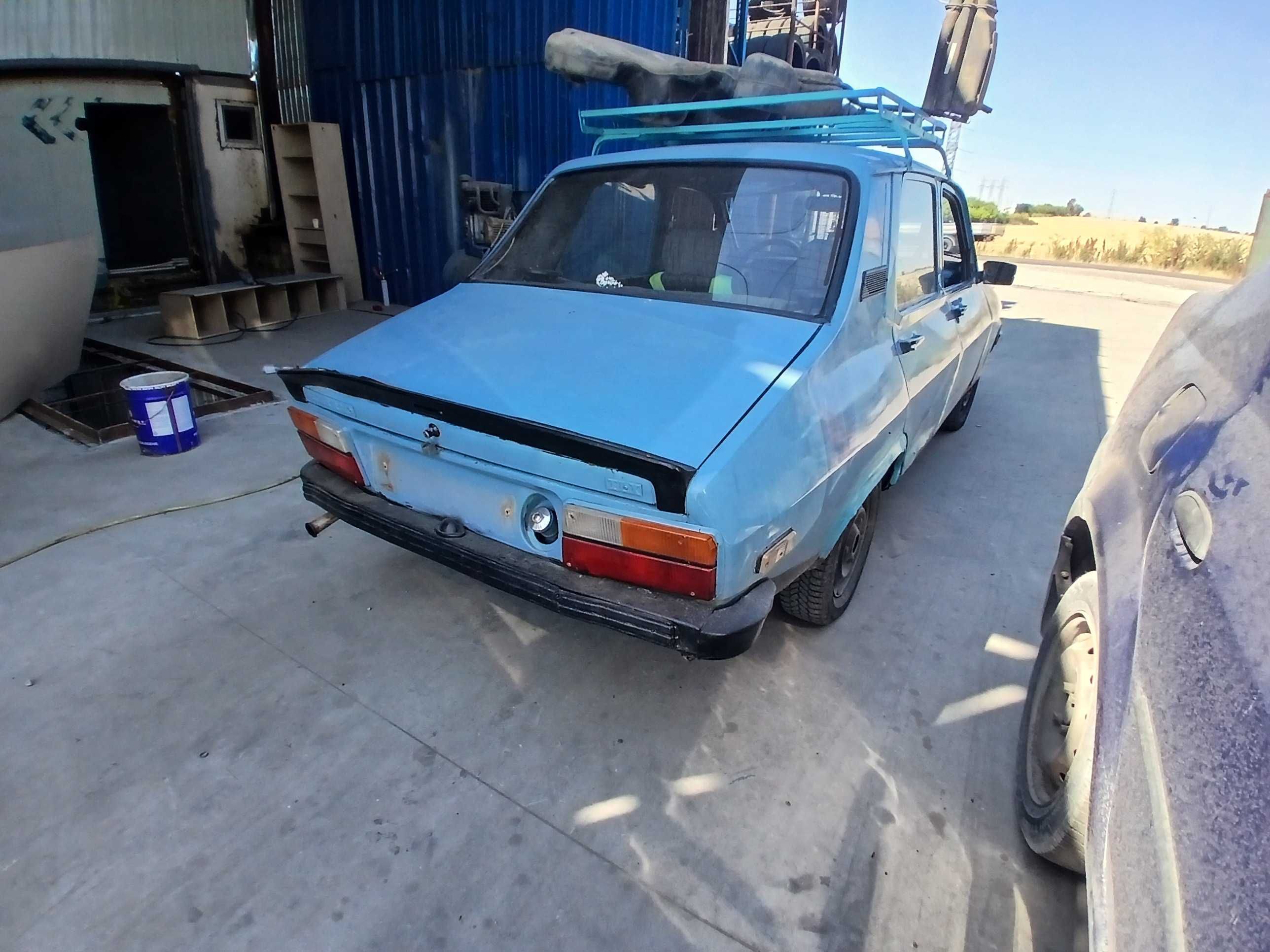 Dezmembram dacia 1310 bleu mamaia
