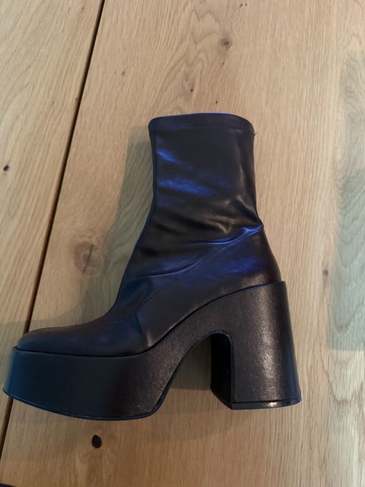 Кожени боти Zara