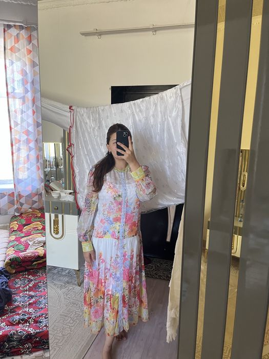 Көйлек, жеңіл, жаздық , киілмеген, 22000 алынған,42,44,46,48 ге келеді