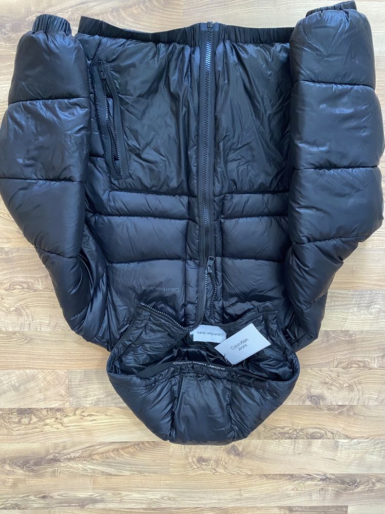 Зимно яке Calvin Klein