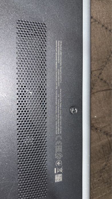 Продавам на части HP Pavilion x360