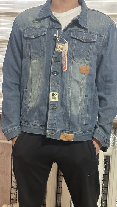 Продается куртка/витровка джинсовка