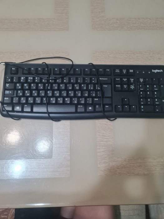 Продам клавиатуру Logitech