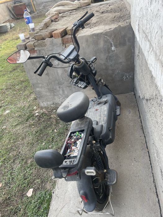 Электр скутер черный