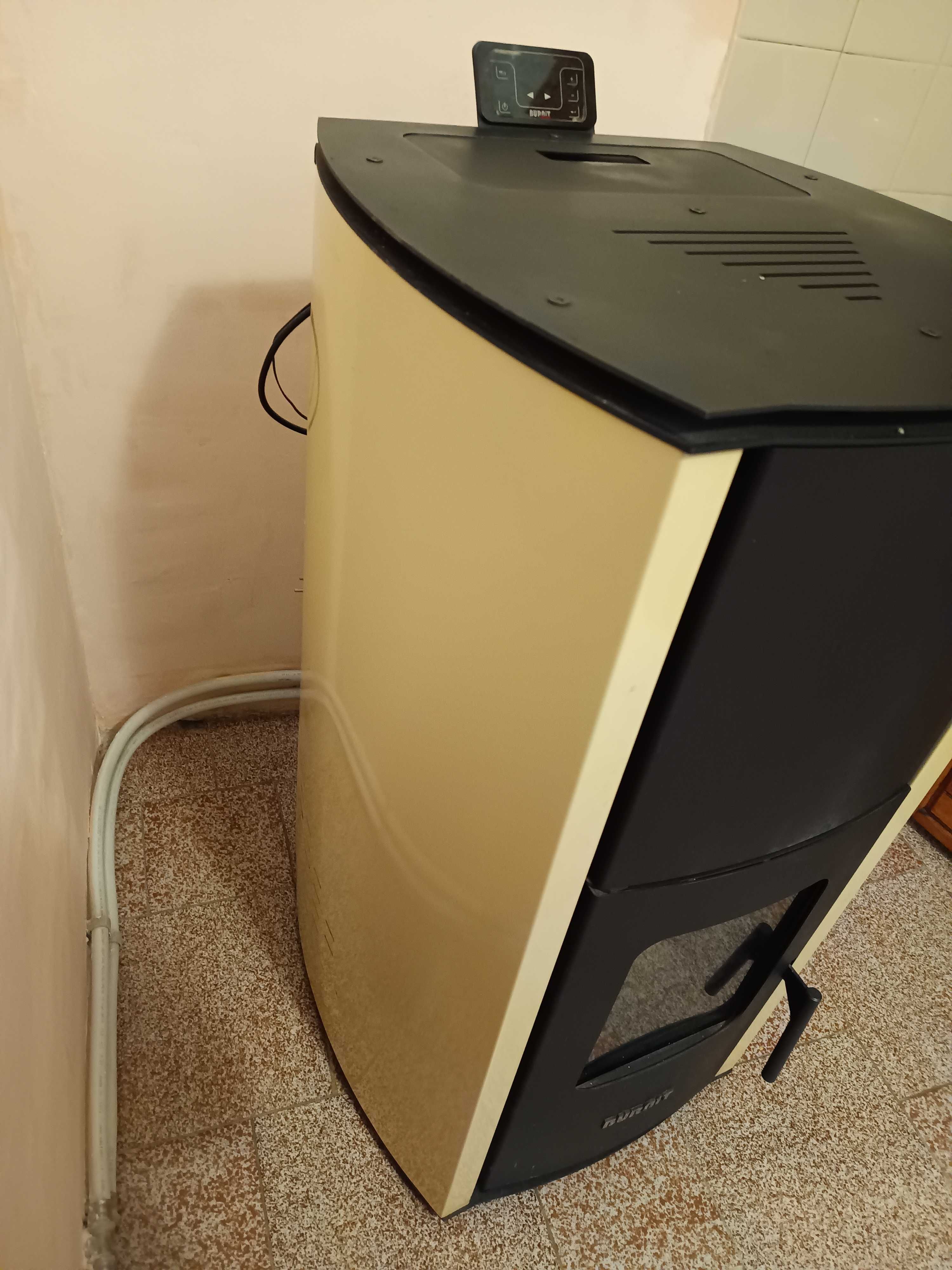 Пелетна камина  BURNIT 18 KW