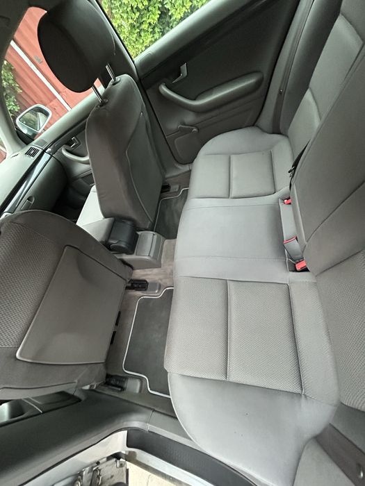 Audi A4B6 1.6 102CP