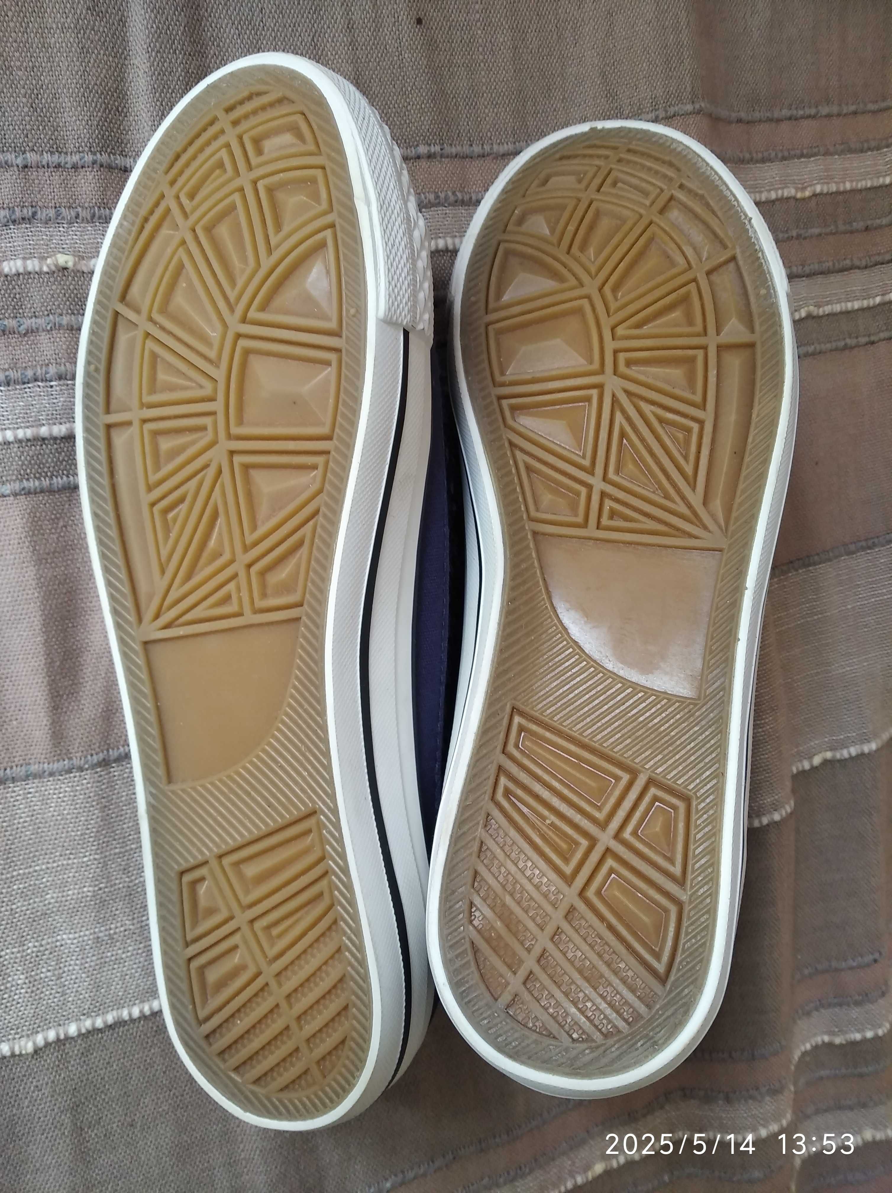 Tods Дамски обувки; кецове нови