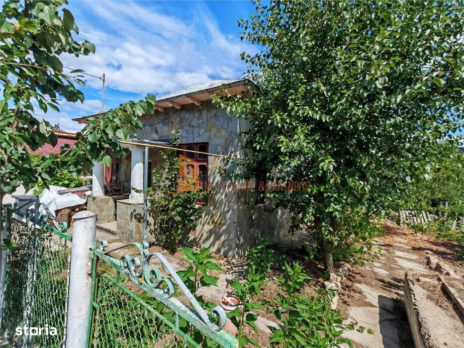 Casa tip parter zona Sarata Monteoru