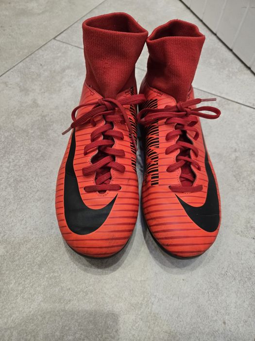 Nike Mercurial футболни