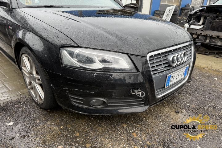 Bara fata S-Line ( mici defecte ) Culoare LY9B Audi A3 8P/8PA [2th fa