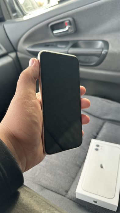 IPhone 11 64 gb белый