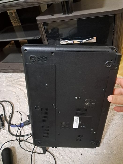 Продам ноутбук срочно