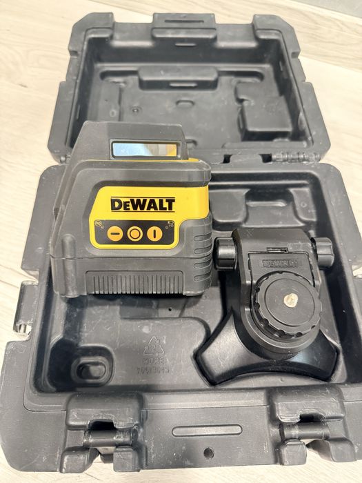 Лазерен нивелир Dewalt