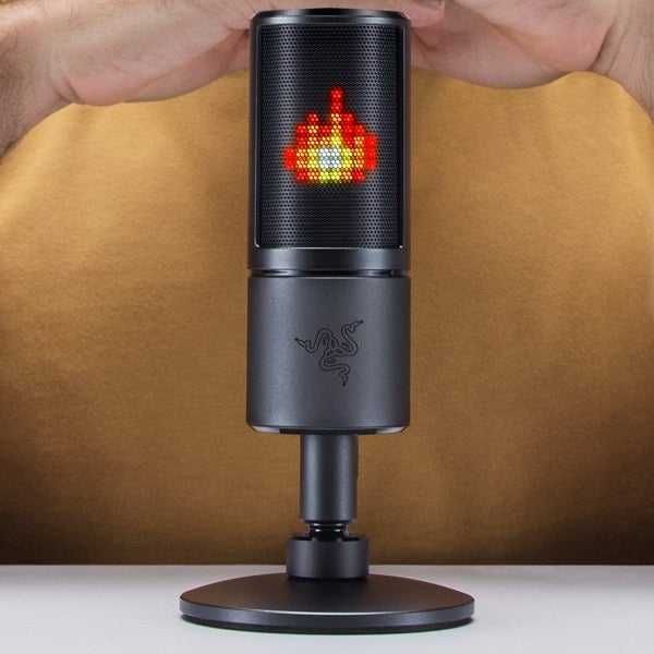 Razer Seiren Emote — микрофон с LED-анимациями. Есть доставка
