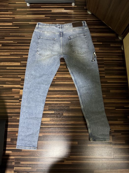 Blugi Amiri mărimea 36