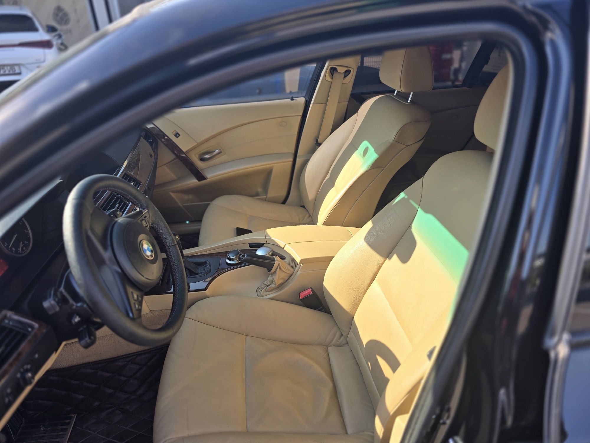 Продаётся BMW E60 530i