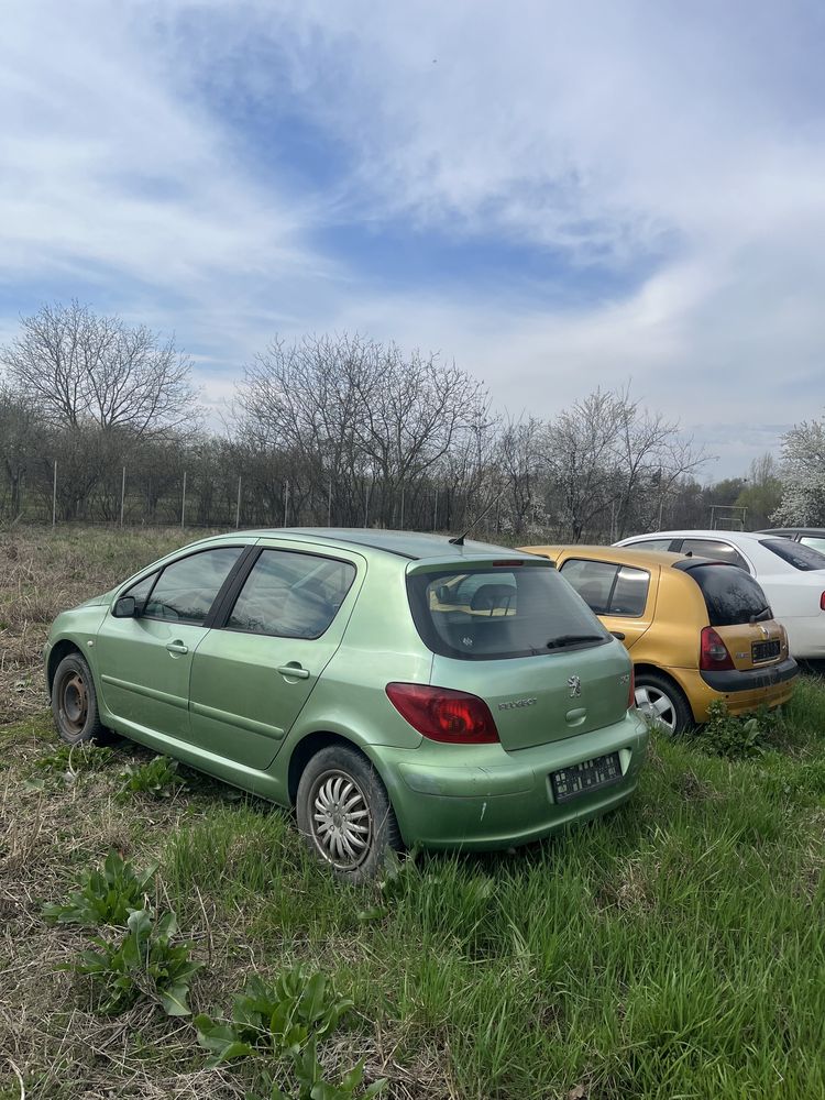 Dezmembrez peugeot 307 1.4 benzina 2004  145.000km