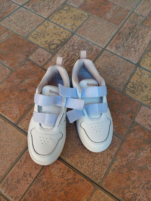 Adidași REEBOK nr.30