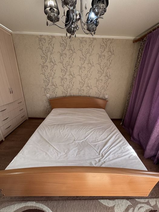 Кровать двуспальная