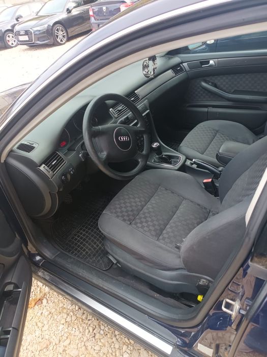 Audi A6 C5 2002 in stare foarte bună
