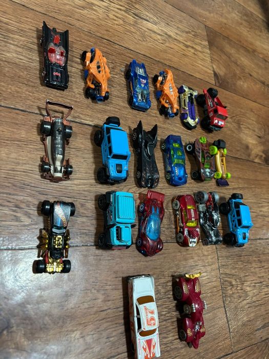 Машинки Хот Вилс