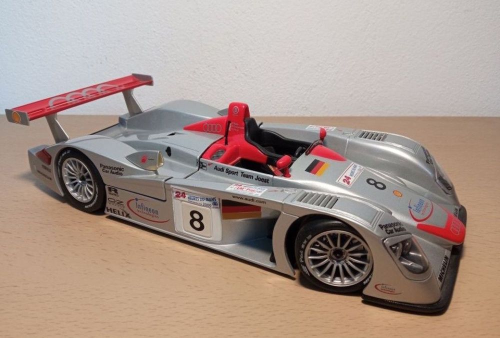 Audi R8 le mans-sieger 2000
Scara 1:18
Maisto

Pozele reflectă realita