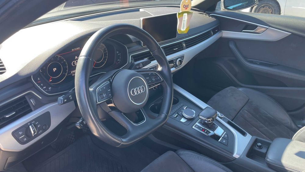 Audi A4 din 2019, rulaj 47,500 km, 190 c.p.