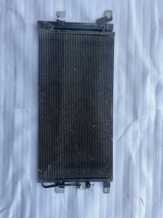 Radiator clima BENTLEY BENTAYGA 80A816411N