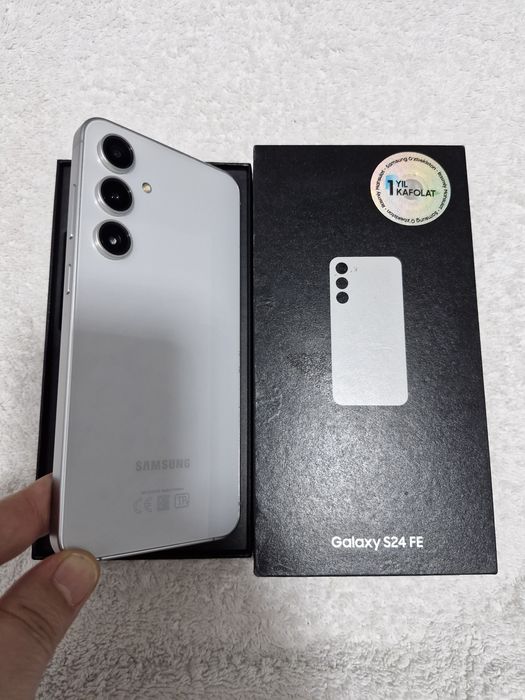 Samsung Galaxy S24 FE  8/256GB IDEAL