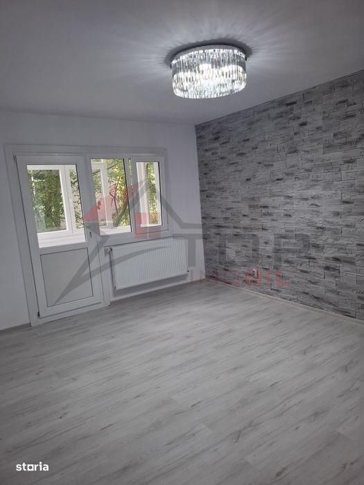 Etaj 1 - Dacia Str. Columnei, 2 camere decomandat, mobilat utilat