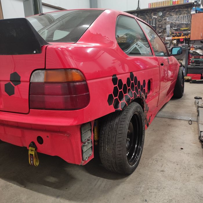 БМВ Е36 325ти дрифт