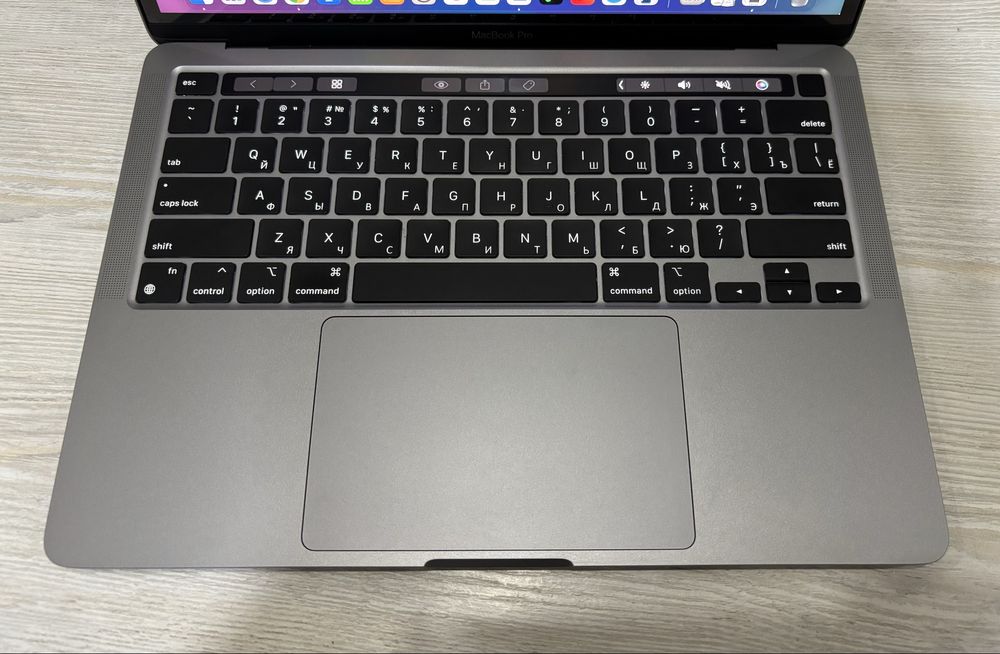 MacBook Pro M2 13” | 8GB / 512GB | Space Gray | Ideal