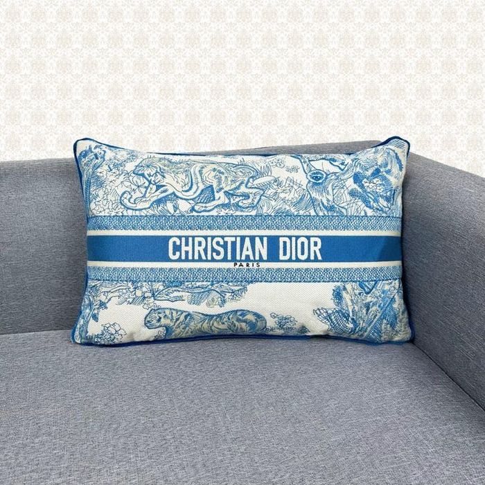 Dior възглавници за декорация