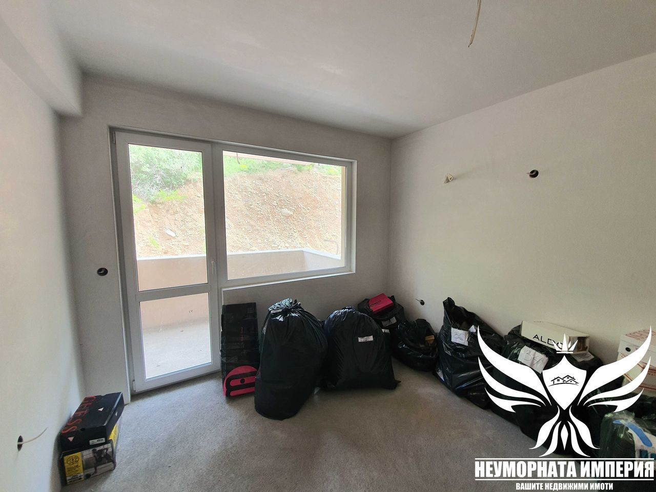 Продава се Тристаен апартамент в Асеновград - 100 кв.м за 1060 €/кв.м - Снимка #9
