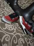 Adidași JORDAN spizike low uni sex.