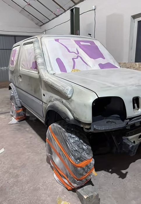 Vand sau schimb suzuki jimny refacut total