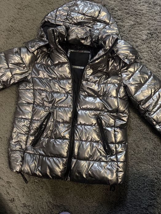 Зимно водоустойчиво яке Guess