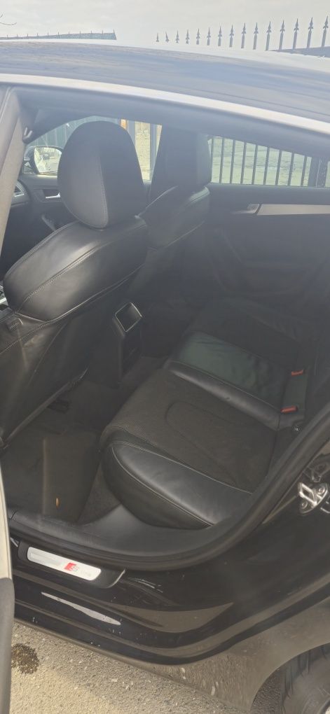 Продавам Ауди А5 3.0 tdi Sportsback