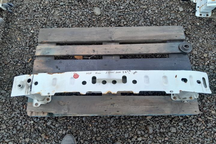 Trager / Calandru Ford Kuga 1 [2008 - 2013] Crossover 2.0 TDCi MT (14