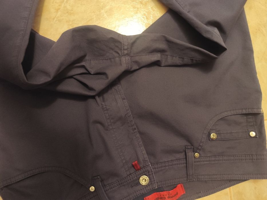 Pantaloni Pierre Cardin -doc- bleu închis - talie 92 cm